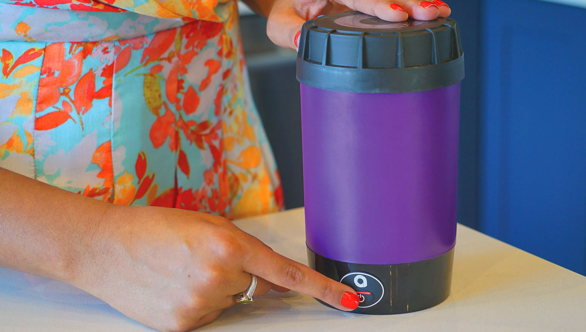 Decarboxylate your plants with just one button with a decarboxylator.