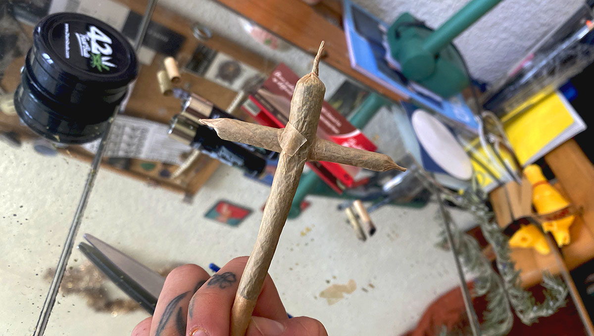 It's important not to skip sealing the unions or the smoke will slip away!