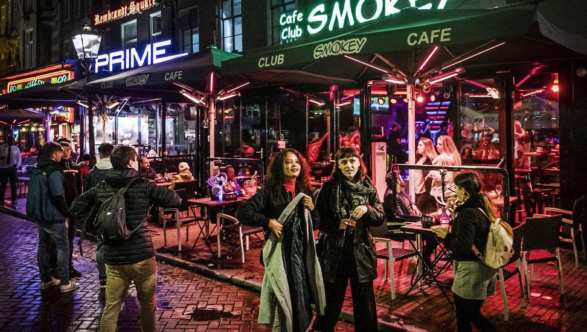 Amsterdam&rsquo;s Residents Want to Ban Tourists From Plants Shops: A picture of Amsterdam