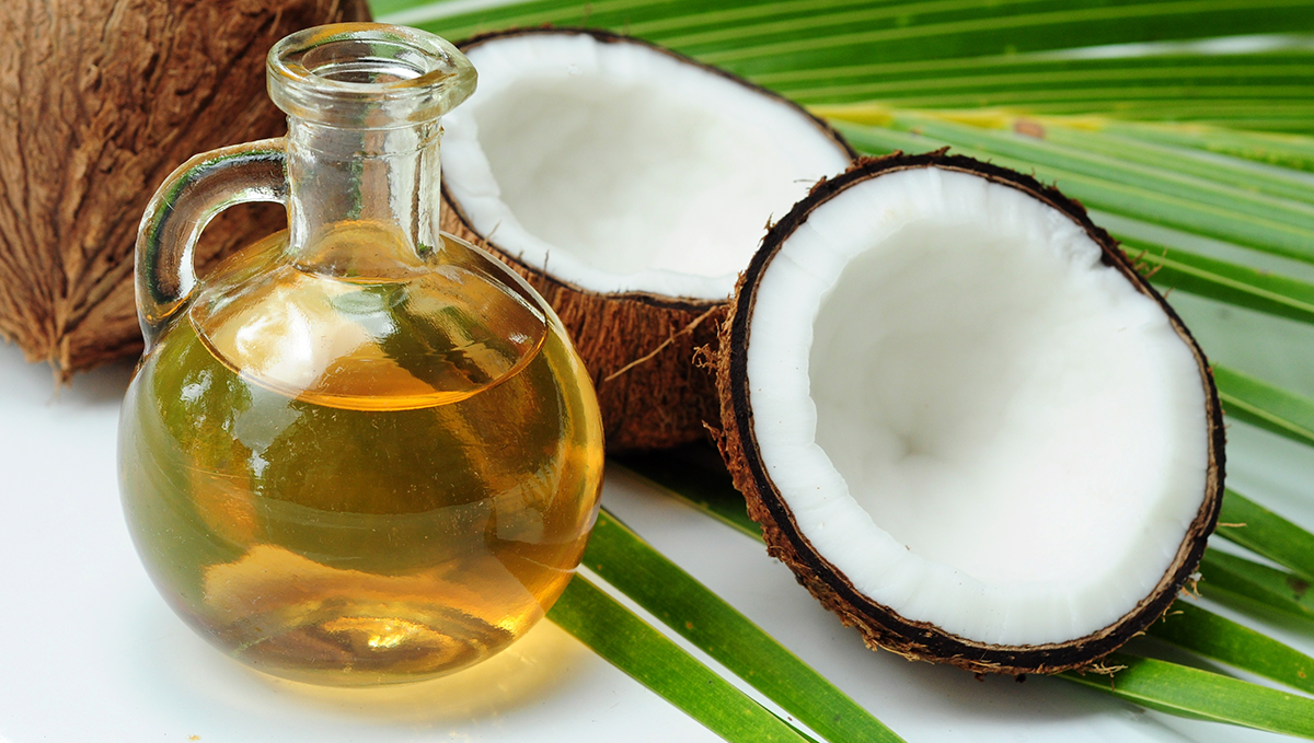 Plants infused coconut oil: slow cooked cannacoco oil
