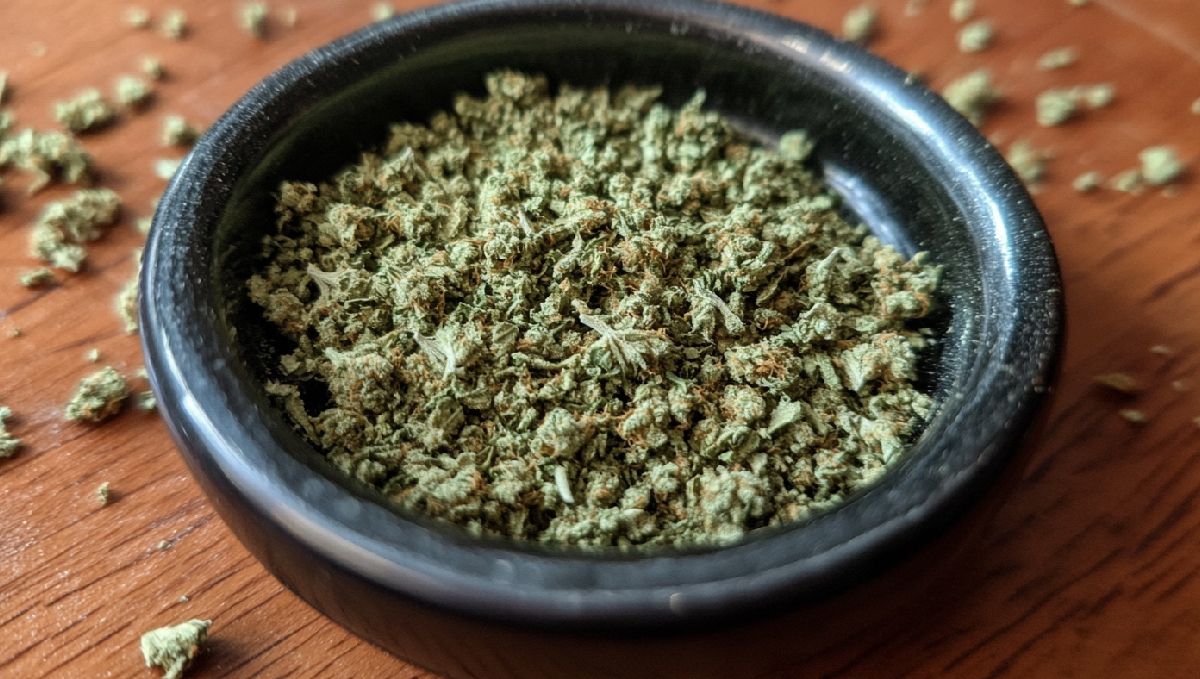 A Quarter of Plants: Understanding Plants Weights and Measurements: A small bowl of ground buds