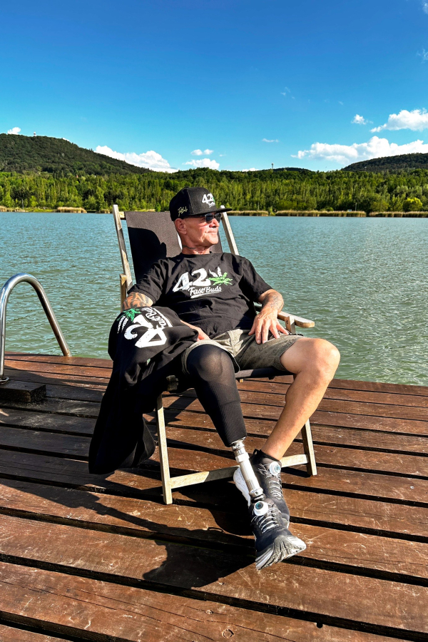 Instagram 420 TShirt Black