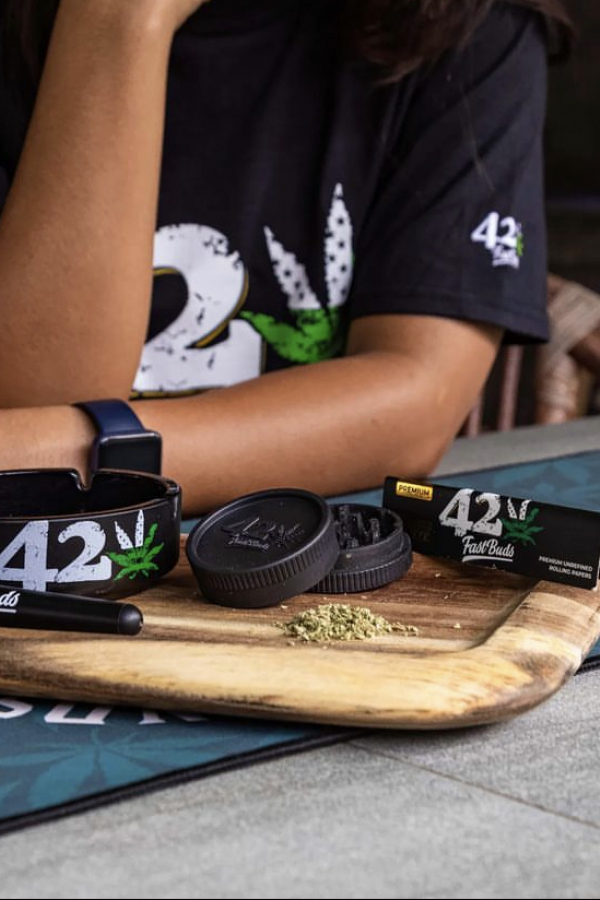 Instagram Premium Unrefined Rolling Papers